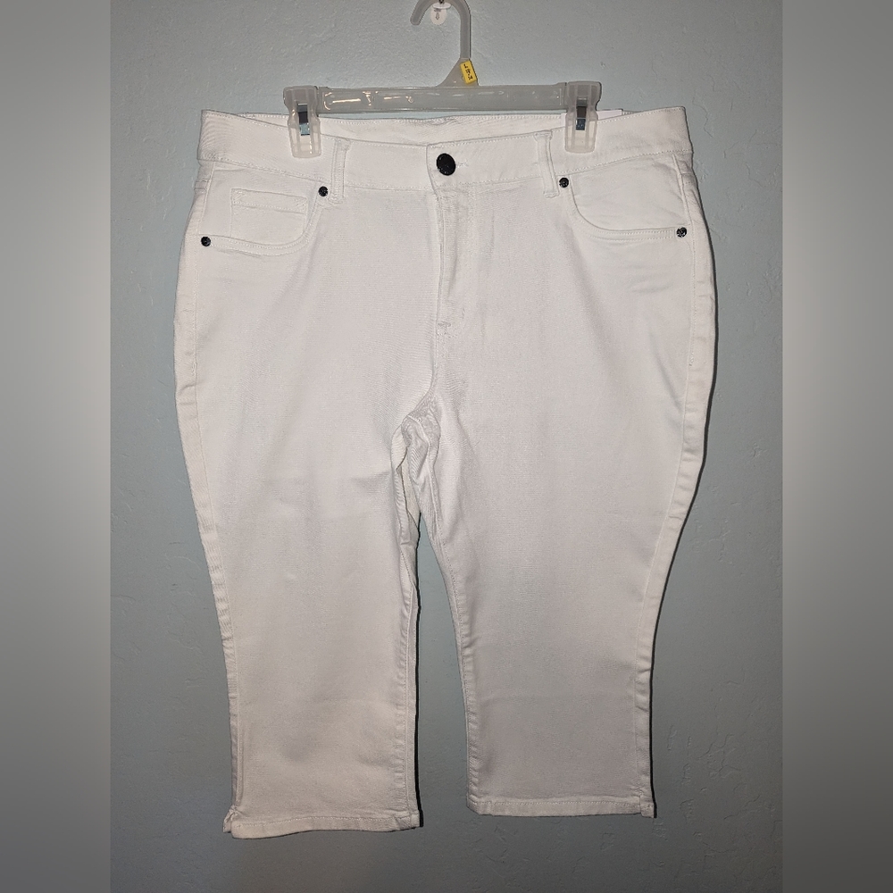 Lane Bryant White pedal pants